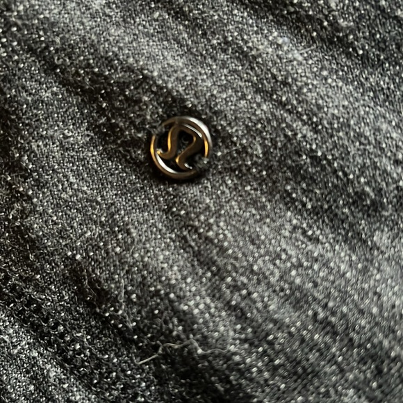 Lululemon sweater - Picture 4 of 4